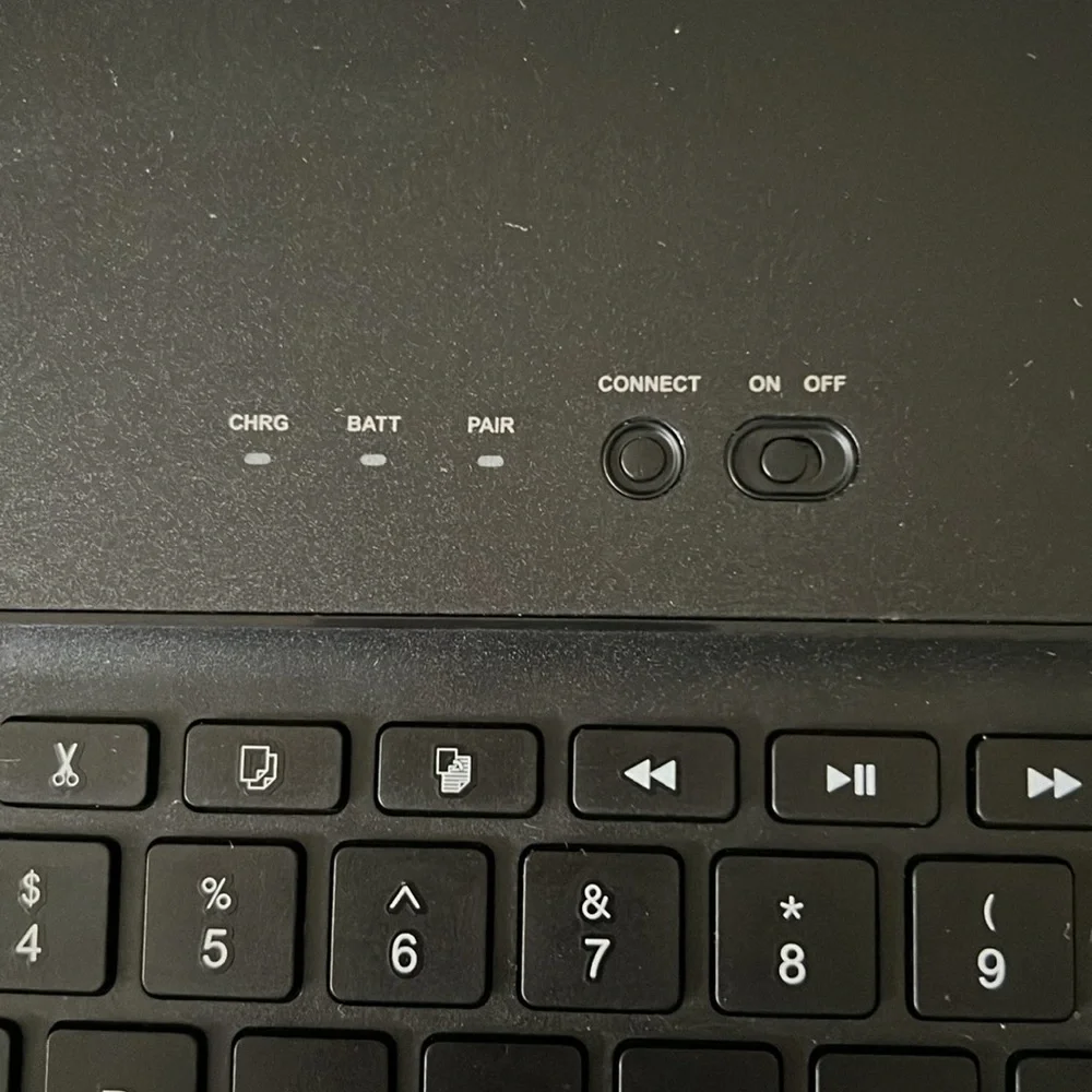 iPad Pro 12.9” Black Laptop case Bluetooth Keyboard (1st & 2nd gen. 2015 & 2017)